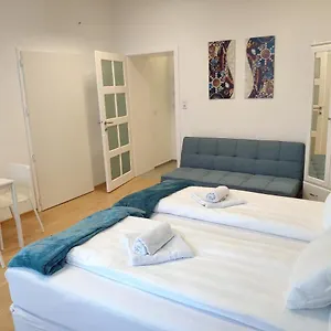 1210apartment Apartament