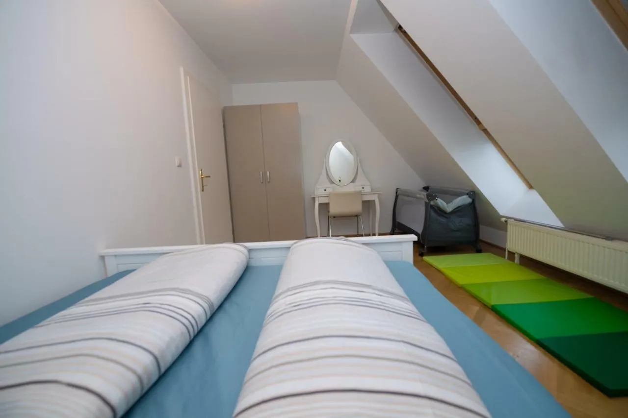 Vienna Hotspot Apartment 0*,  Austria