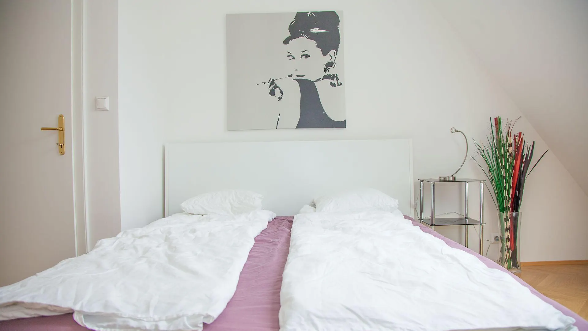 Vienna Hotspot Appartement 0*,